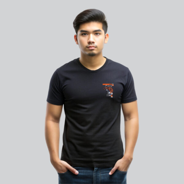 Mens 100% Cotton Printed Round Neck Sustainable Fabric Safari - Tiger T-shirt Black